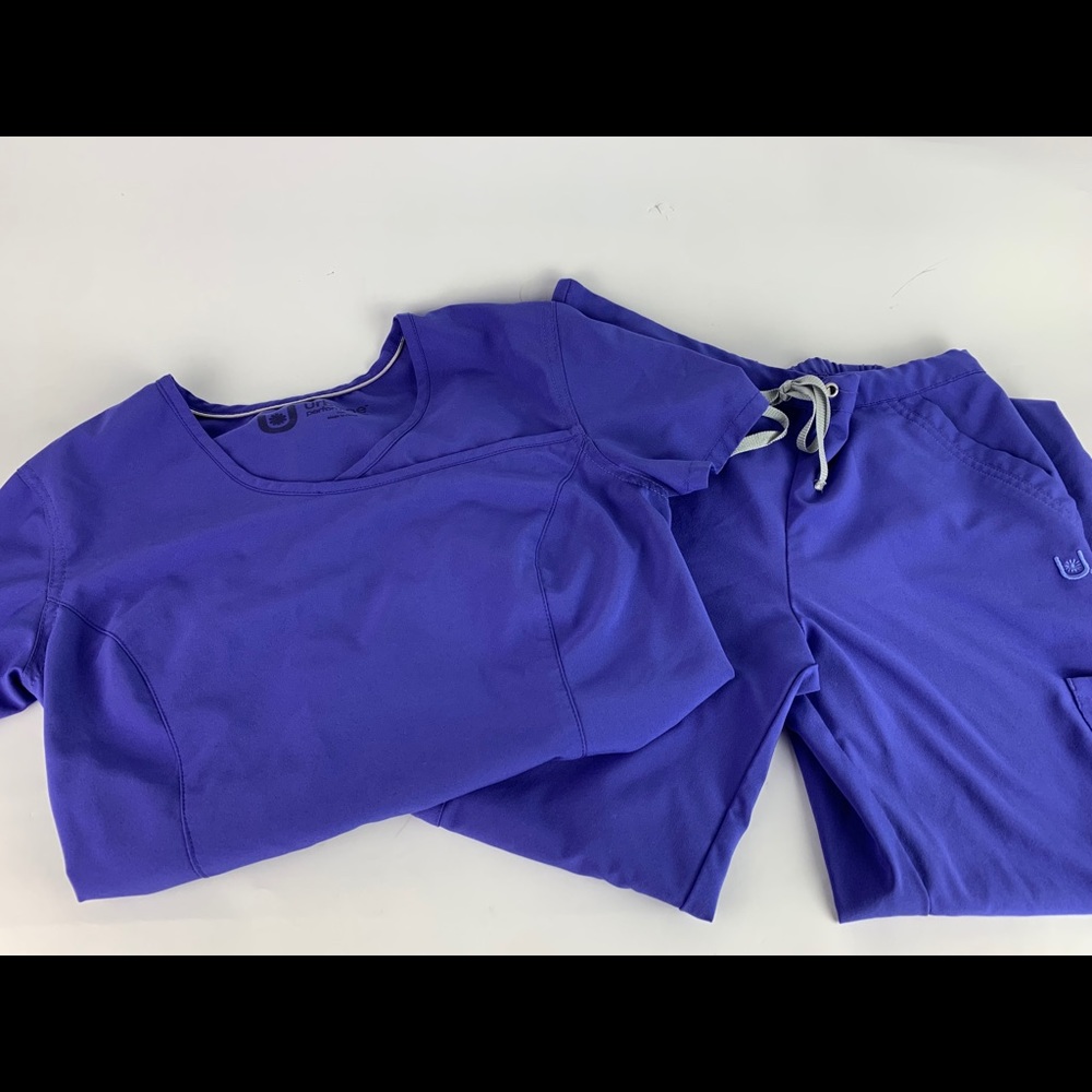 Urbane Performance Purple Petite Scrub Set S/XS